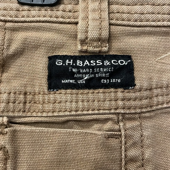 G.H. Bass & Co. Tan Chino Pants Classic Style - Picture 8 of 9